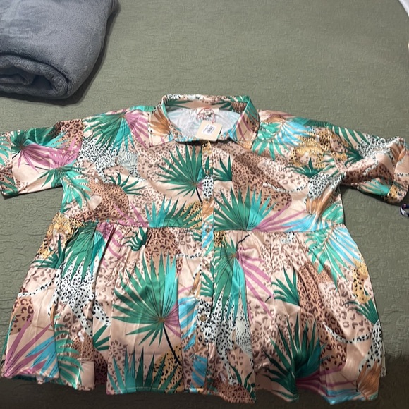 Nwt Entro shirt - Picture 2 of 2